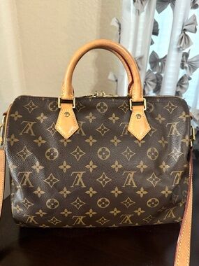 SOLD!! Louis Vuitton Speedy 30 Bandolier